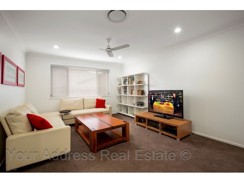 24 Cedarwood Street, Berrinba QLD 4117