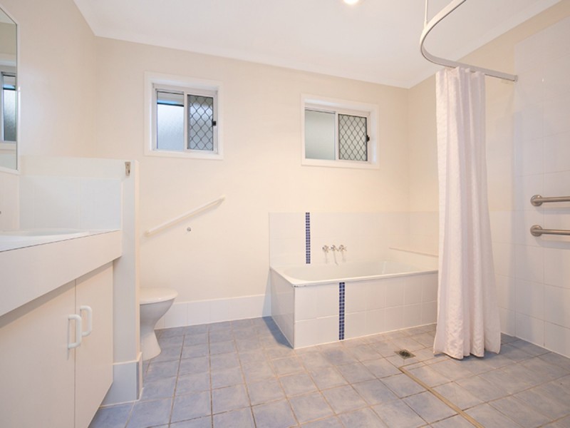 12 Hysten Street, Boronia Heights QLD 4124