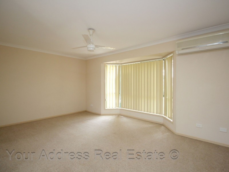 27 Brooke Street, Crestmead QLD 4132