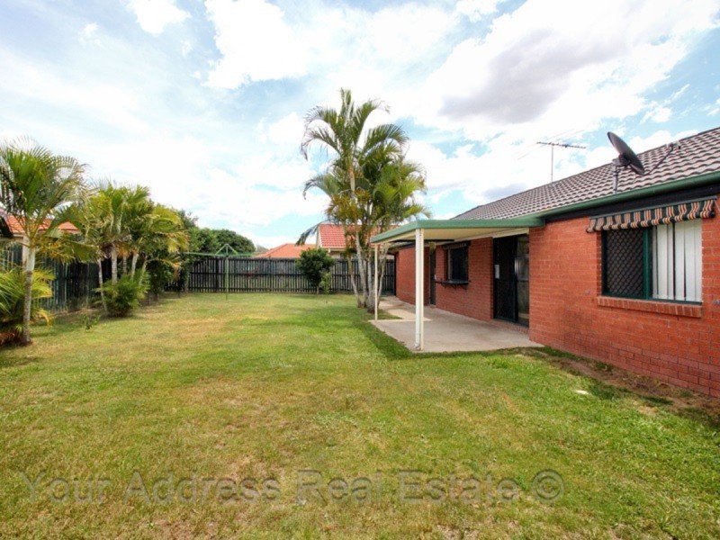 27 Brooke Street, Crestmead QLD 4132