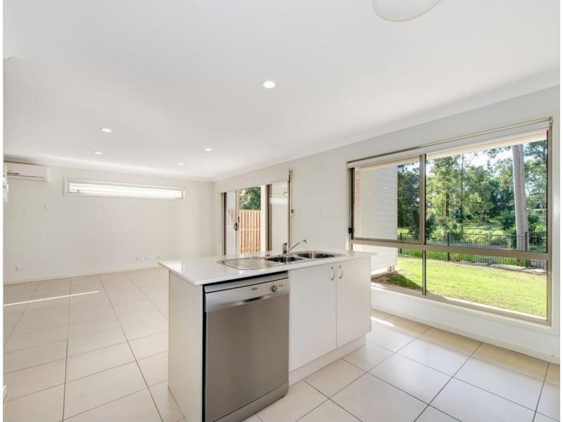 3/30 Oakview Circuit, Brookwater QLD 4300