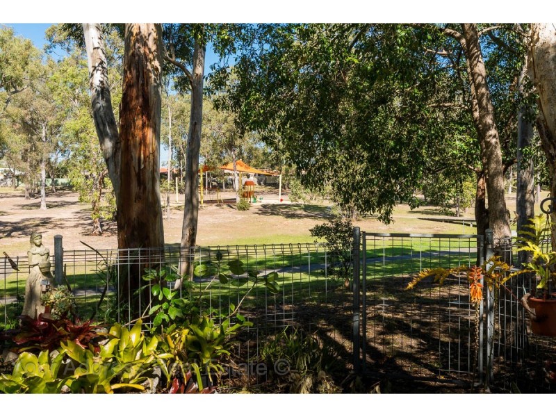 10 Owens Crescent, Regents Park QLD 4118