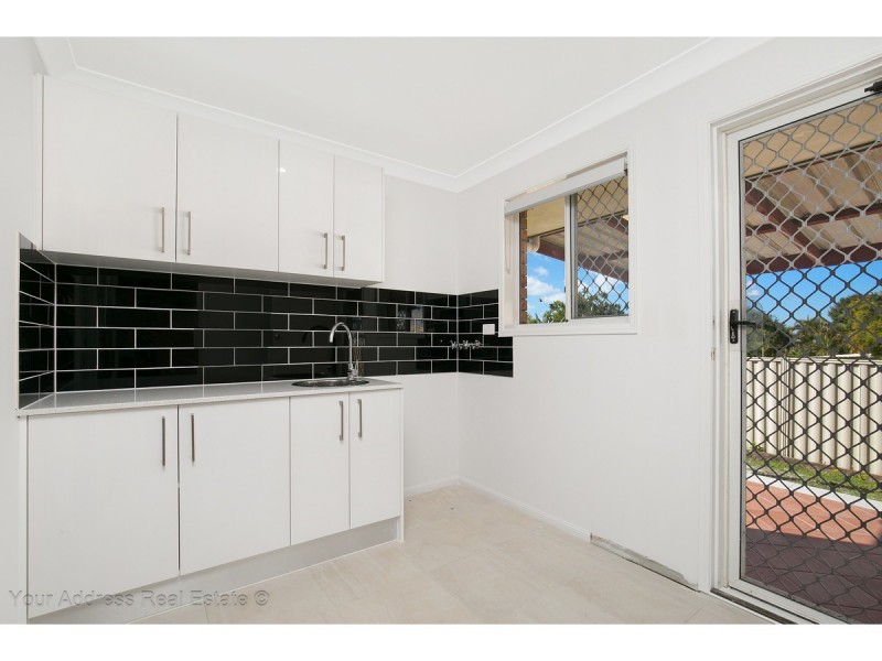 13 Stringybark Street, Regents Park QLD 4118