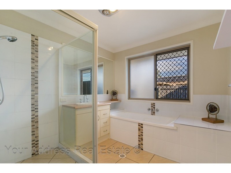 15 Dove Place, Springfield QLD 4300