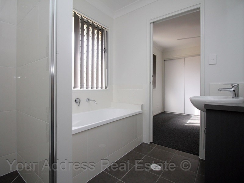 2/26 Fourth Avenue, Marsden QLD 4132