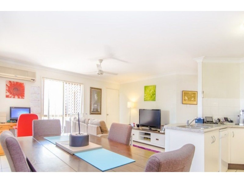 69 Woodlands Boulevard, Waterford QLD 4133