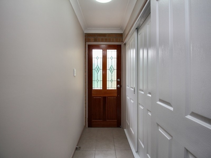 4B Barry Street, Boronia Heights QLD 4124