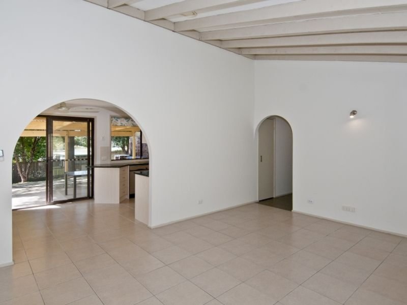 25 Louis Street, Beenleigh QLD 4207