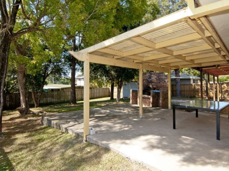 25 Louis Street, Beenleigh QLD 4207