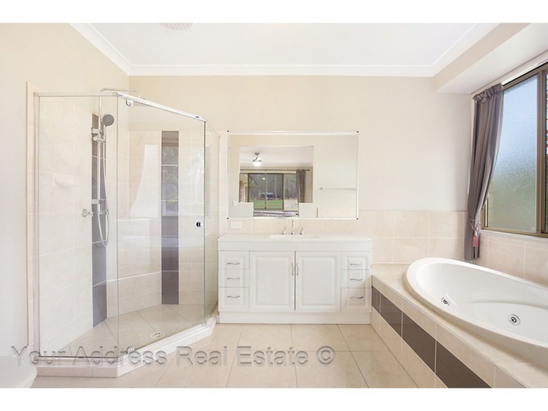 31-33 Grosvenor Court, Munruben QLD 4125