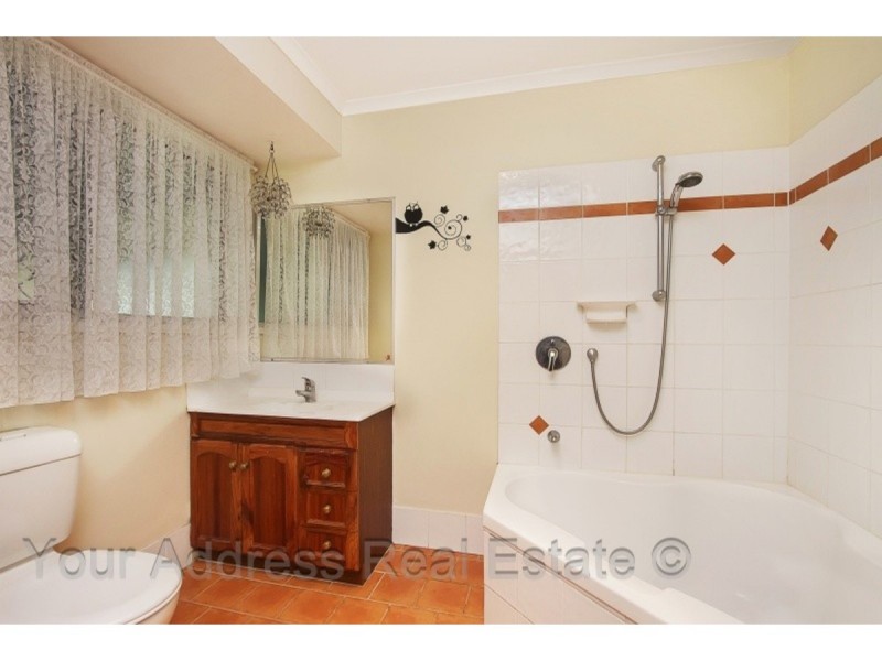 32 Flinders Crescent, Boronia Heights QLD 4124