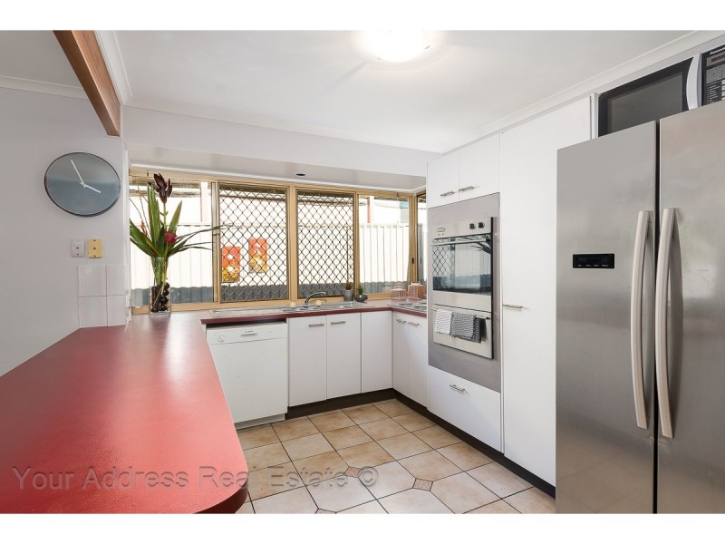 4 Corsloot Street, Regents Park QLD 4118