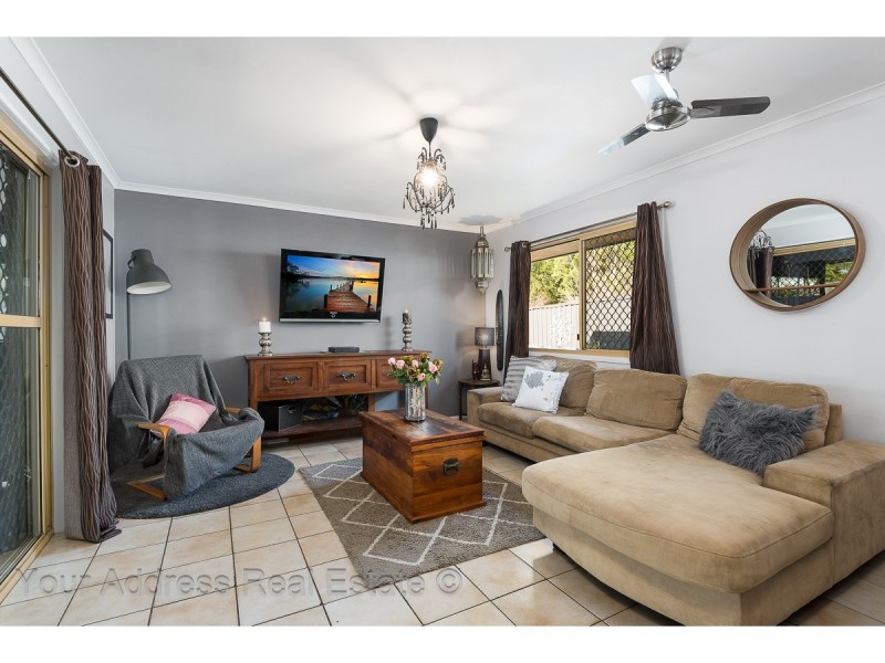 4 Corsloot Street, Regents Park QLD 4118