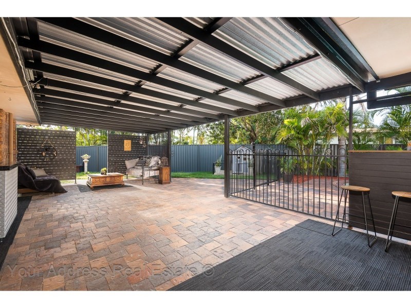 4 Corsloot Street, Regents Park QLD 4118