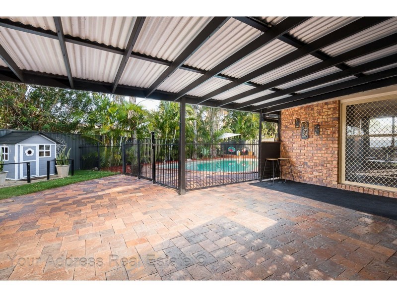 4 Corsloot Street, Regents Park QLD 4118