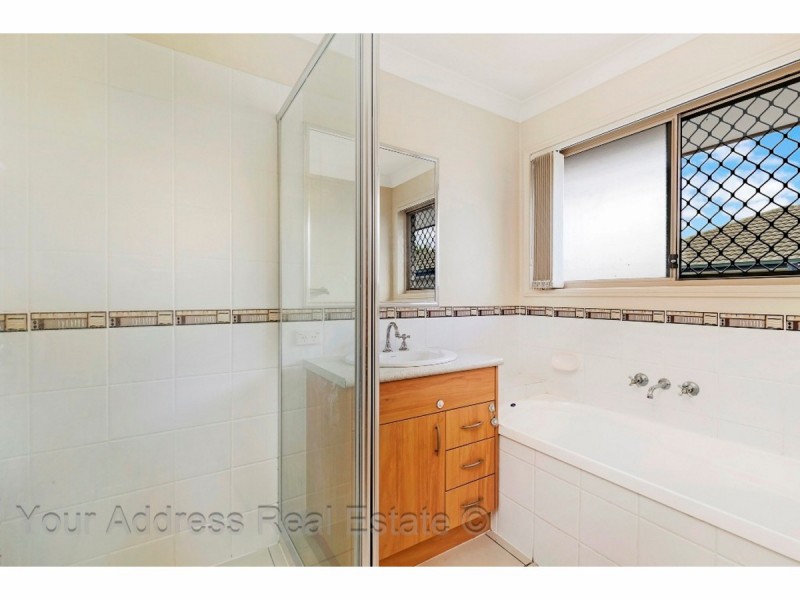 11 Alpha Avenue, Crestmead QLD 4132