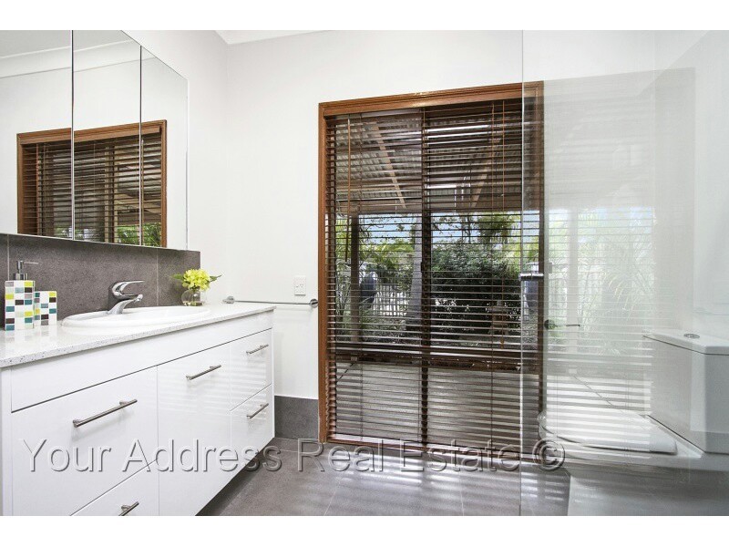 110 Greenhill Road, Munruben QLD 4125