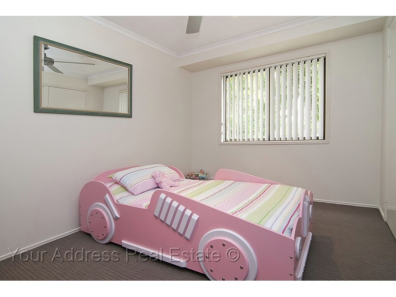 1 Kingfield Court, Regents Park QLD 4118