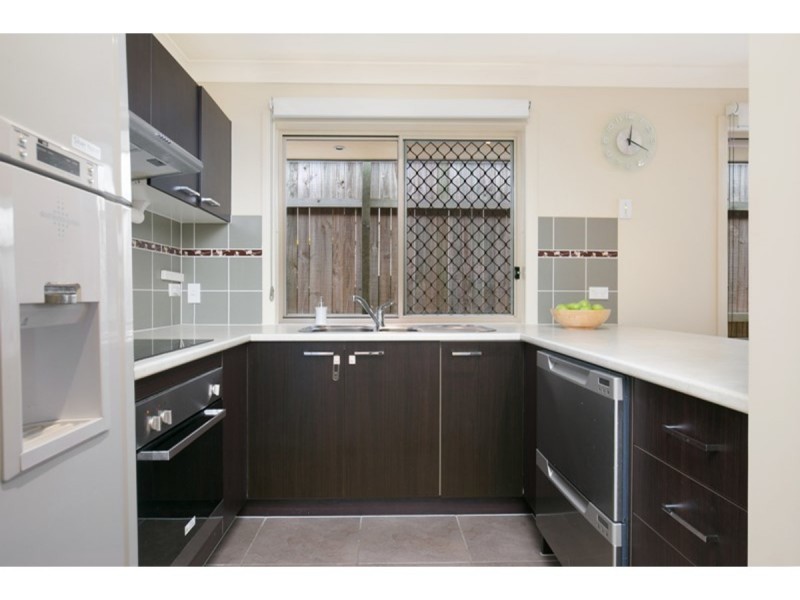 7 Bindarri Close, Waterford QLD 4133