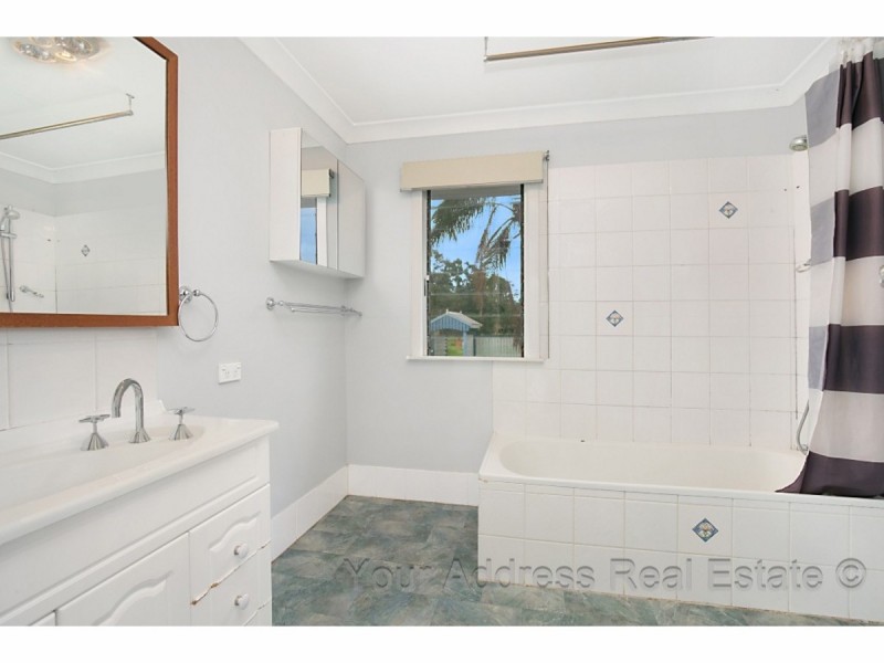 23 Rosina Road, North Maclean QLD 4280