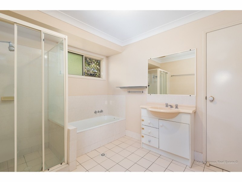 37 Diamantina Street, Hillcrest QLD 4118