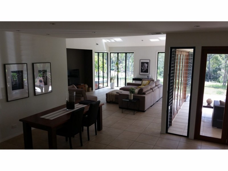 8 Silky Oak Drive, Brookwater QLD 4300