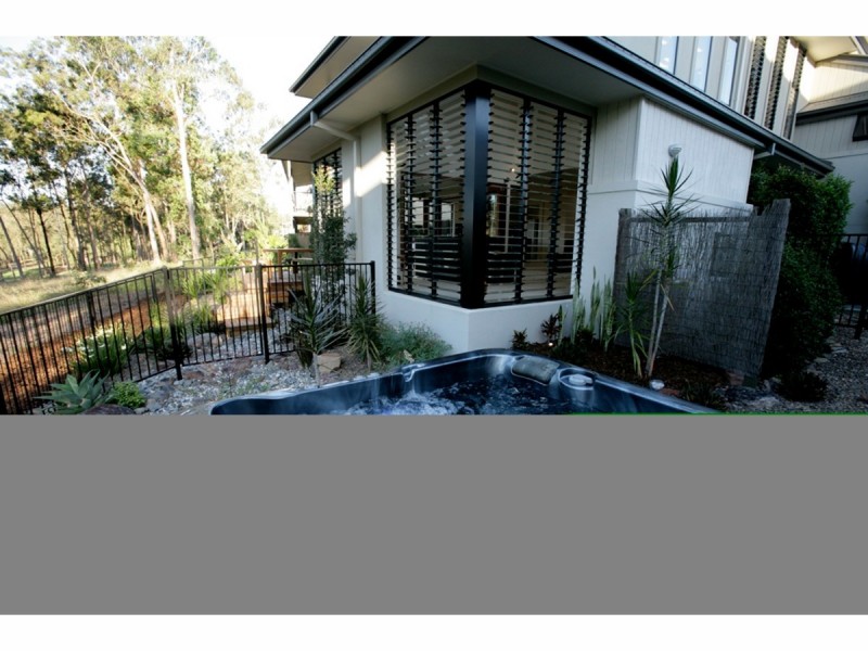 8 Silky Oak Drive, Brookwater QLD 4300