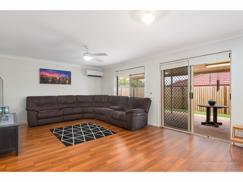13 Ibrox Court, Regents Park QLD 4118