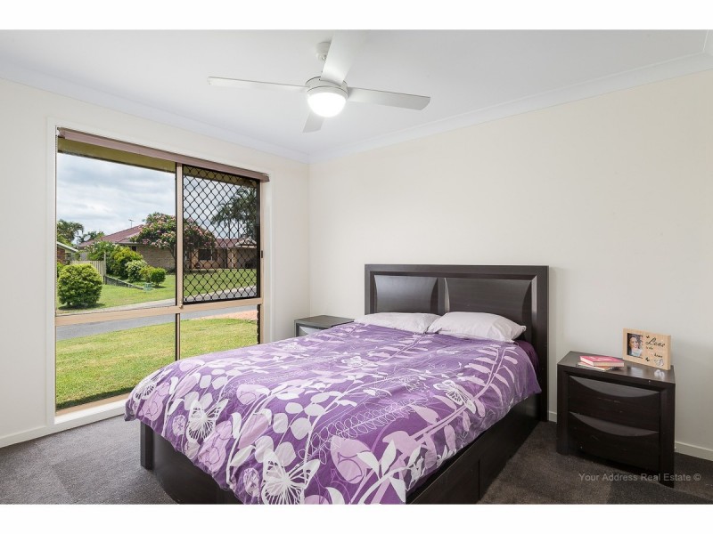 13 Ibrox Court, Regents Park QLD 4118