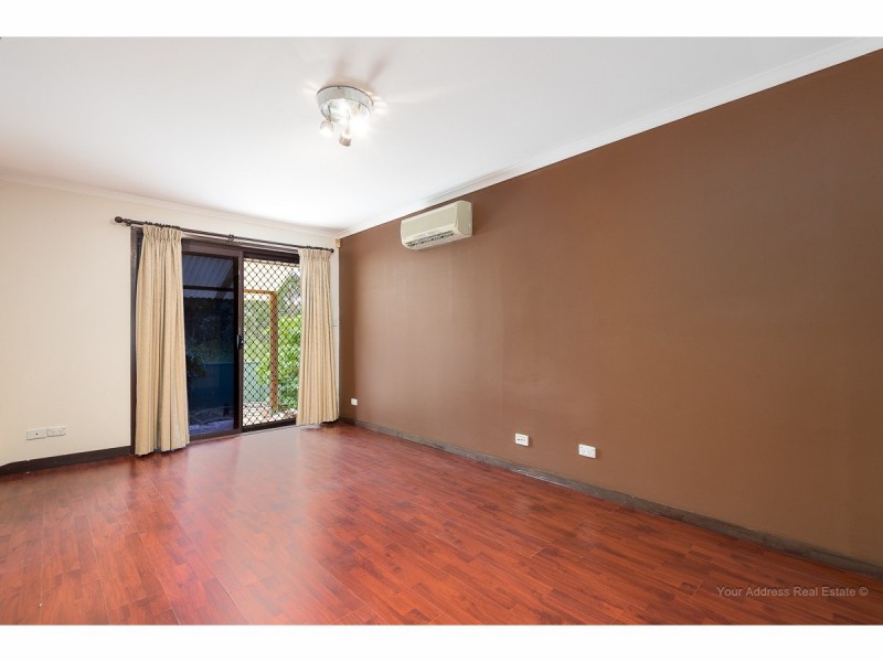 77 Radiata Street, Hillcrest QLD 4118