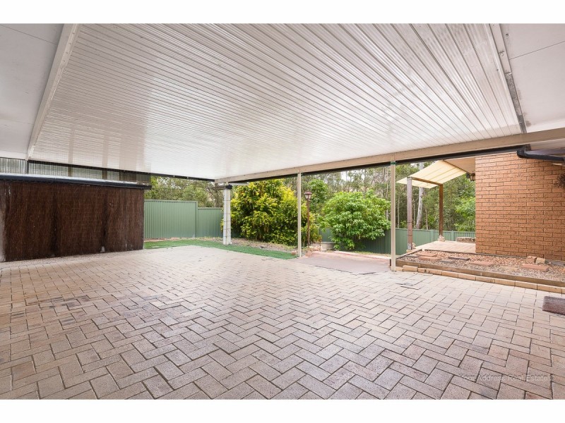 77 Radiata Street, Hillcrest QLD 4118