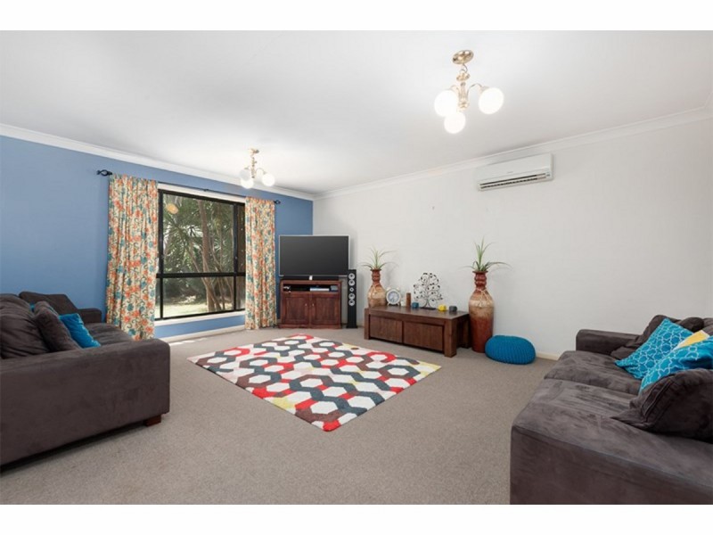 9 Beamont Place, Forest Lake QLD 4078