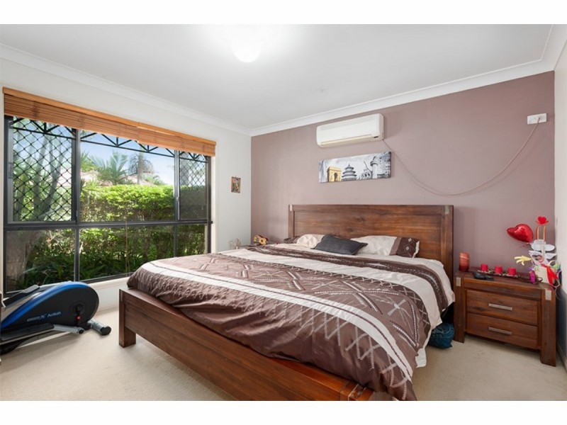 9 Beamont Place, Forest Lake QLD 4078