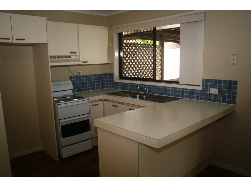 9 Vansittart Road, Regents Park QLD 4118