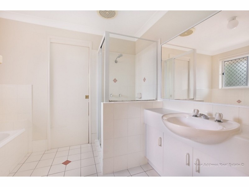 40 Rookwood Avenue, Coopers Plains QLD 4108