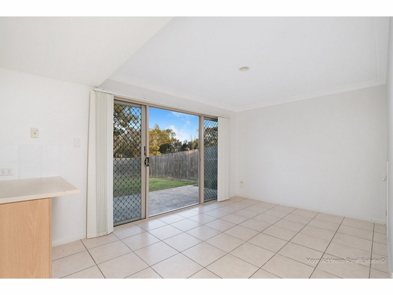 2/25-27 Daniella Drive, Marsden QLD 4132