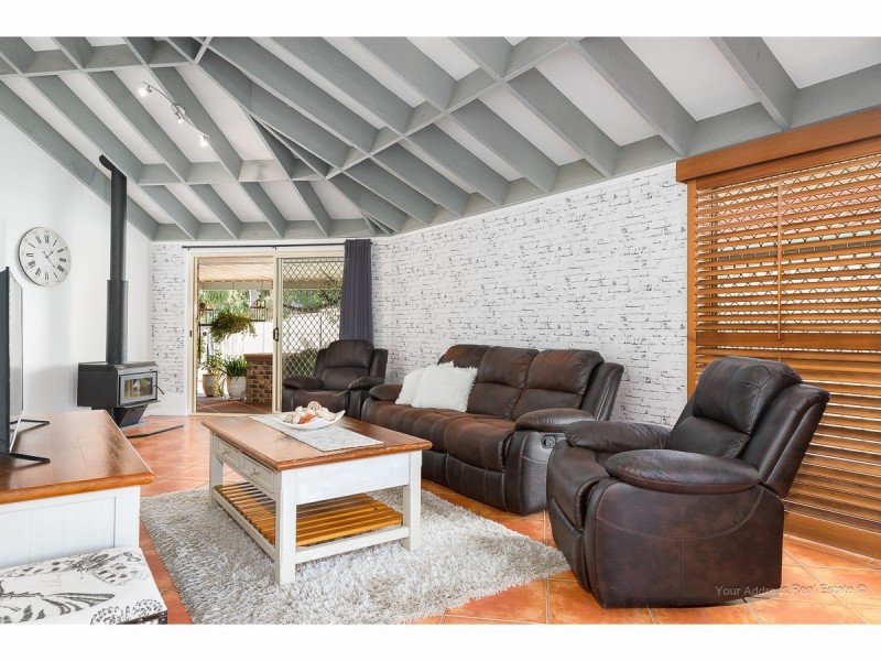 13 Cianthus Street, Regents Park QLD 4118