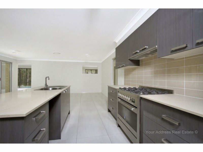 620 Middle Road, Greenbank QLD 4124