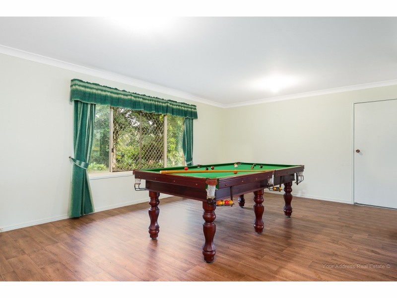 2-4 Auburn Court, Park Ridge South QLD 4125