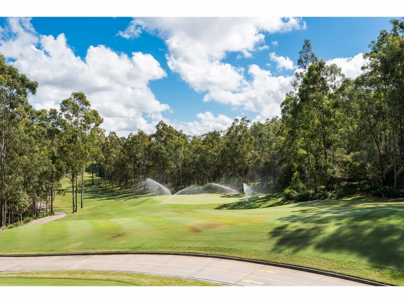 11 Seanna Place, Brookwater QLD 4300