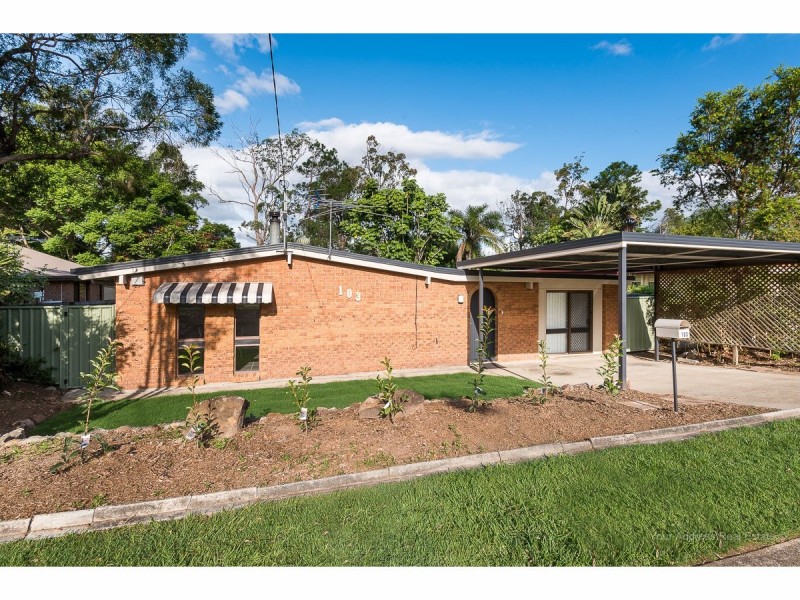 103 Conifer Street, Hillcrest QLD 4118