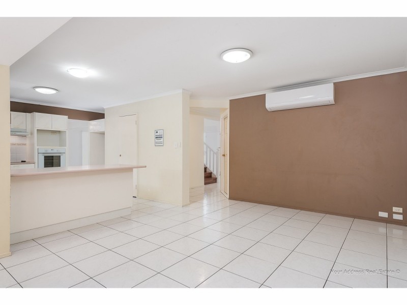 7 Lawson Place, Forest Lake QLD 4078
