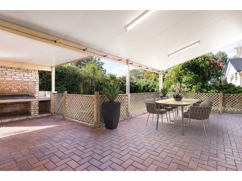 7 Lawson Place, Forest Lake QLD 4078