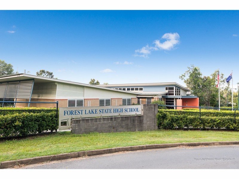 7 Lawson Place, Forest Lake QLD 4078
