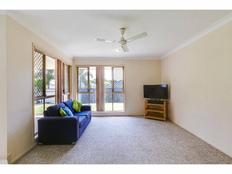 53 Serrata Circuit, Forest Lake QLD 4078