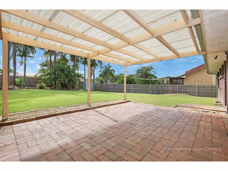 9 Volant Street, Regents Park QLD 4118