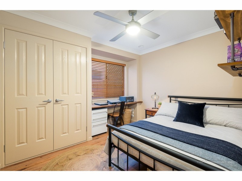 8 Titan Court, Boronia Heights QLD 4124