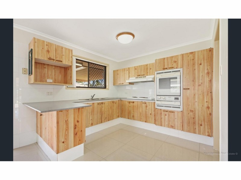 40 Whitcomb Street, Hillcrest QLD 4118