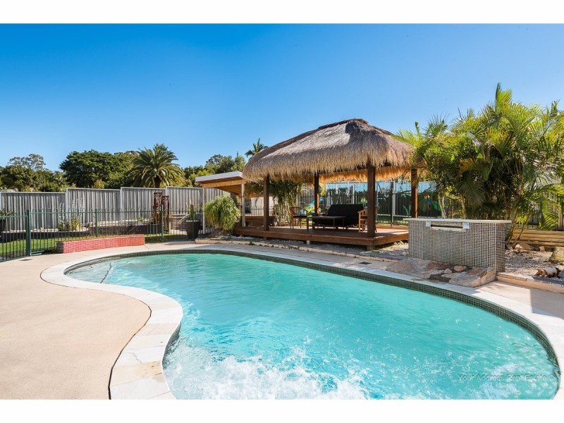 25 Owens Crescent, Regents Park QLD 4118