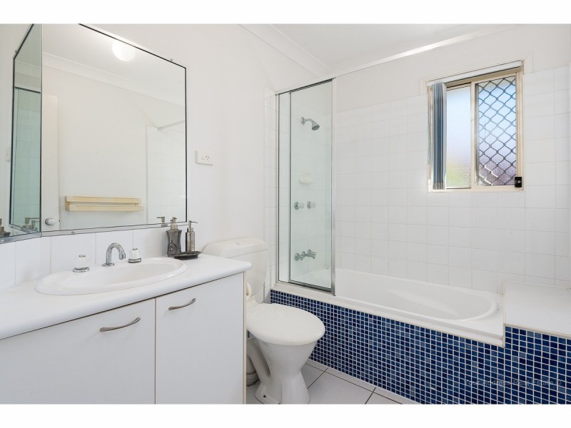 4/210 Government Road, Forest Lake QLD 4078